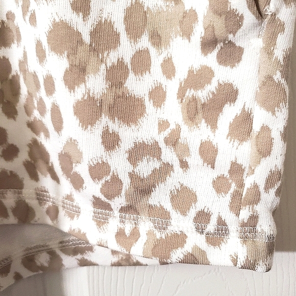 NWT Old Navy Animal Print Khaki Beige & Cream Drawstring Waist Shorts Women's XS - Picture 6 of 7